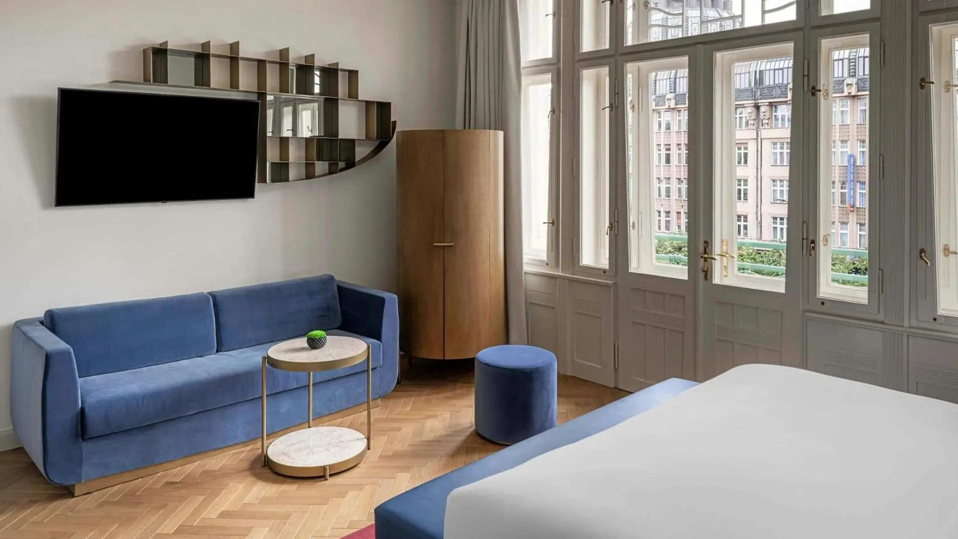 Hotel W Prag 5*,